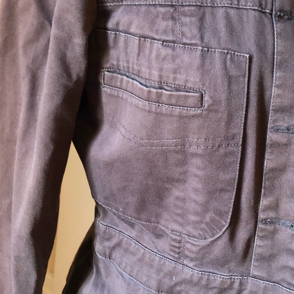 Brown jacket - Picture 2 of 6